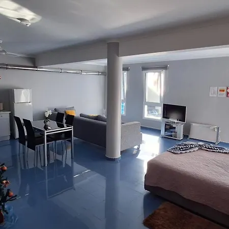 Lena's Place Apartamento *