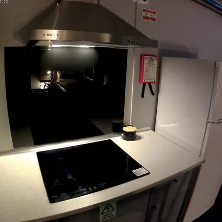 Lena's Place Apartment