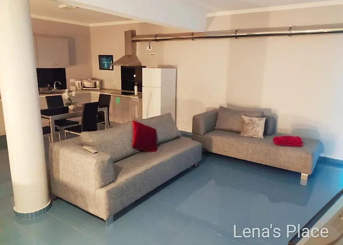 דירה Lena's Place פונשל