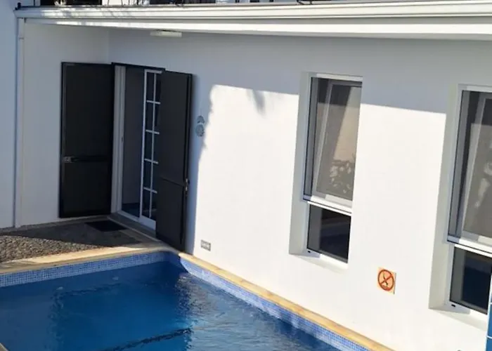 Lena's Place דירה פונשל